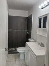 18001 NW 44th Ave in Miami Gardens, FL - Building Photo - Building Photo