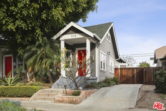 512 N Windsor Blvd in Los Angeles, CA - Building Photo - Building Photo