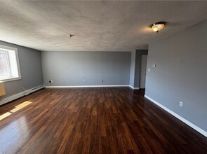 215 Winter St in Weymouth, MA - Building Photo - Building Photo