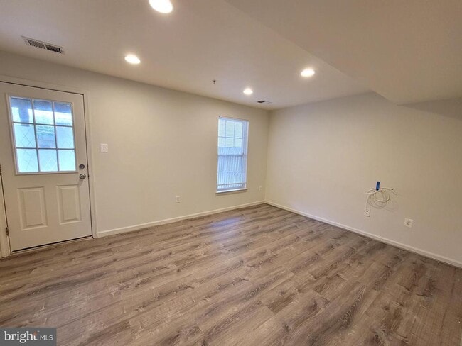 property at 7128 Fox Harbor Way