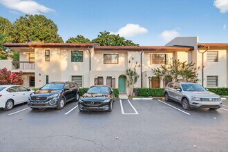 21682 Cypress Rd in Boca Raton, FL - Building Photo - Building Photo