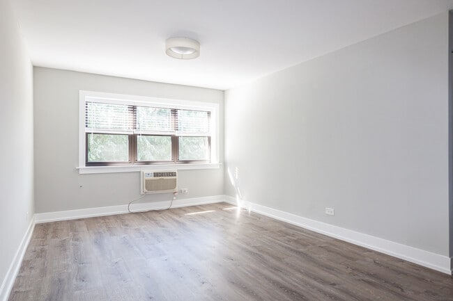 454 W Barry Ave, Unit B in Chicago, IL - Building Photo - Building Photo