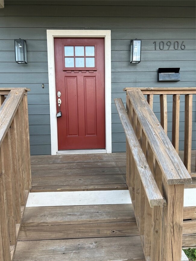 10906 Southview St in Houston, TX - Building Photo - Building Photo