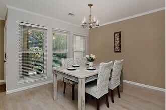 99 N Deerfoot Cir in The Woodlands, TX - Building Photo - Building Photo