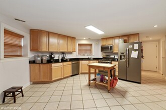 1336 W Elmdale Ave in Chicago, IL - Building Photo - Building Photo