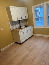 28 Lonsdale Rd in Buffalo, NY - Building Photo - Building Photo