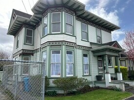 125 W Cedar St, Unit 125 in Eureka, CA - Building Photo