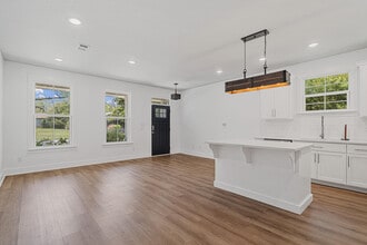 1200 N F St in Pensacola, FL - Building Photo - Building Photo