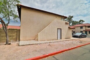 2650 E McKellips Rd in Mesa, AZ - Building Photo