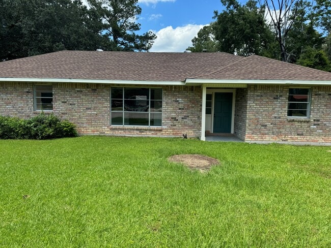 property at 14747 S Harrells Ferry Rd