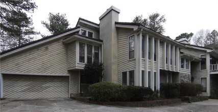 8805 N Mt Dr in Alpharetta, GA - Building Photo - Building Photo