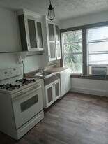 417 Earl St, Unit #4 in Daytona Beach, FL - Building Photo