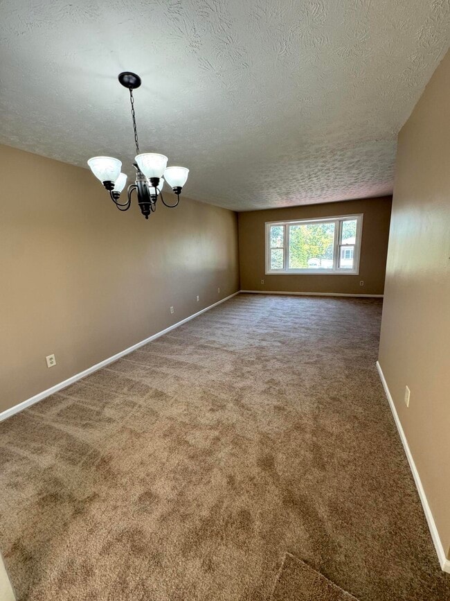 3372 Otter Creek Dr in Lexington, KY - Building Photo - Building Photo