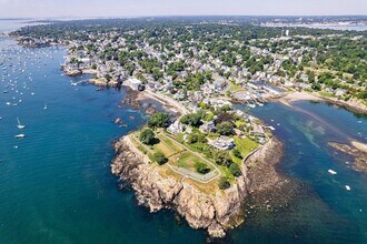 5 Fort Sewall Ln in Marblehead, MA - Building Photo - Building Photo