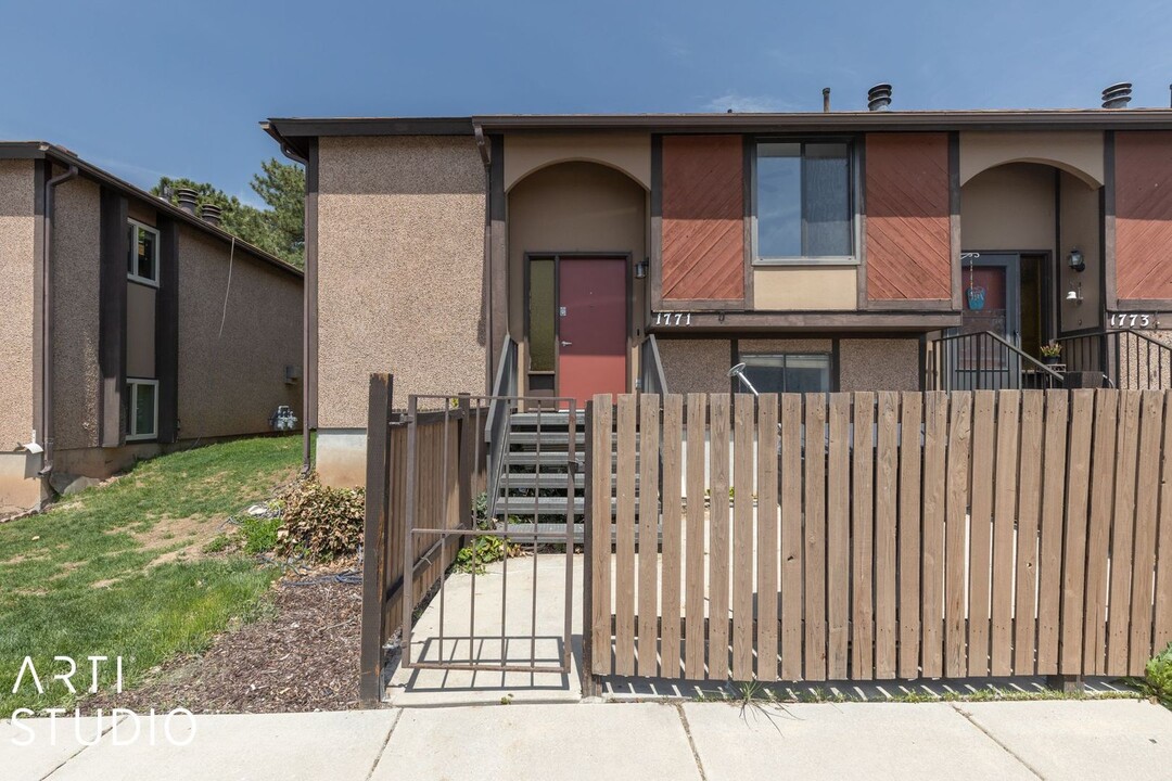 1771 E 5650 S St in South Ogden, UT - Building Photo