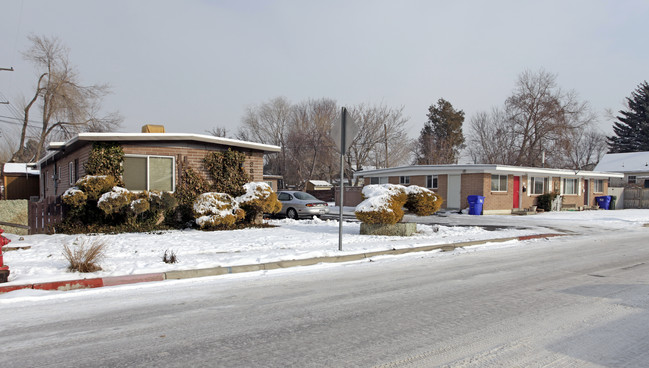 385 E Welby Ave in Salt Lake City, UT - Building Photo - Building Photo