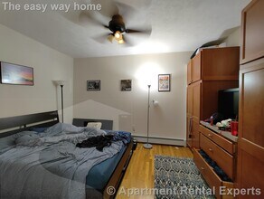 1054 Cambridge St in Cambridge, MA - Foto de edificio - Building Photo