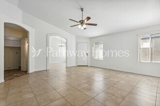 15212 N 85th Dr in Peoria, AZ - Building Photo - Building Photo