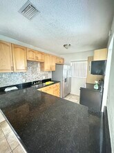 2134 NE Pelican Ter in Jensen Beach, FL - Building Photo - Building Photo