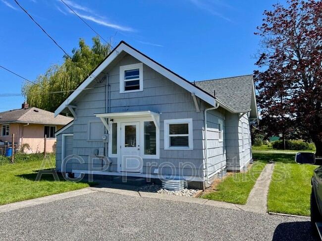 2315 Queen St in Bellingham, WA - Building Photo - Building Photo