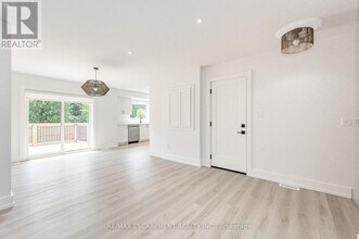 664 Hiawatha Blvd in Hamilton, ON - Building Photo - Building Photo