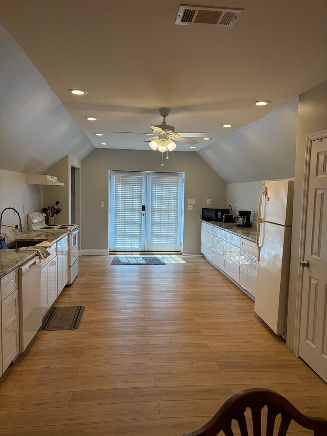 property at 2801 Aimar Ave