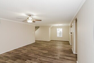 9946 Kent Forest in San Antonio, TX - Building Photo - Building Photo