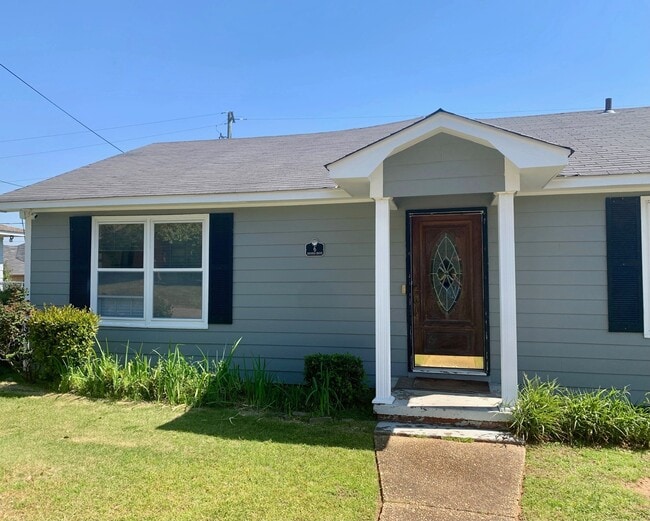 6 Rhonda Dr in Tuscaloosa, AL - Building Photo - Building Photo