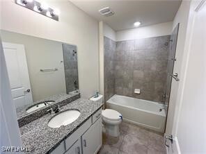 10811 Firebush Cir in North Fort Myers, FL - Foto de edificio