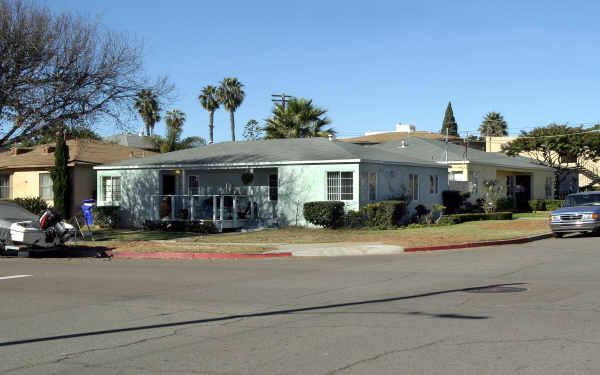 1078-1080 Missouri St in San Diego, CA - Building Photo