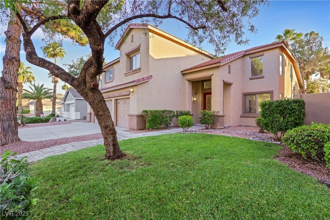 249 Gentle Springs Dr in Henderson, NV - Building Photo