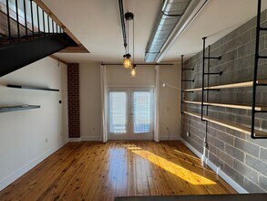 3205 N Davidson St in Charlotte, NC - Building Photo - Building Photo