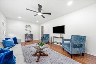 801 N Evelyn Pl NW in Atlanta, GA - Building Photo - Building Photo