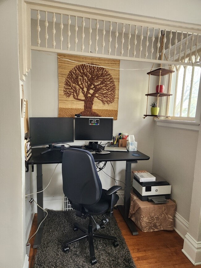 2223 S Winchester St, Unit Unfurnished in Milwaukee, WI - Building Photo - Building Photo