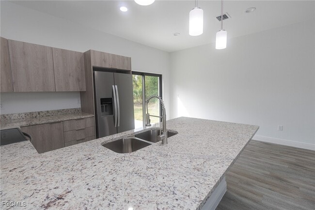 property at 1123 Deauville St E