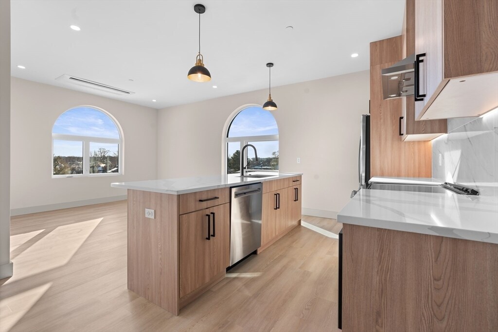 463 Franklin St in Melrose, MA - Building Photo