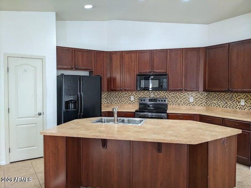 18237 W Bridger St in Surprise, AZ - Building Photo