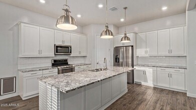7234 S 28th Ln in Phoenix, AZ - Building Photo - Building Photo