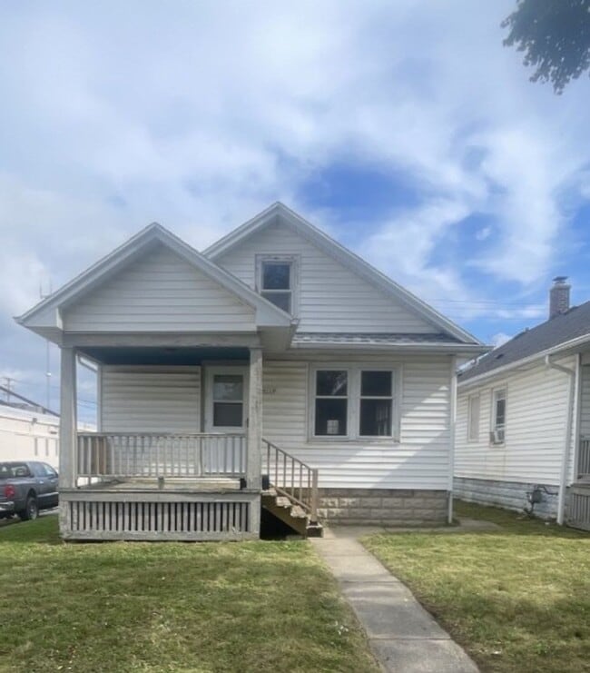 property at 4124 N 6th St