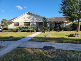 10134 Kirkglen Dr in Houston, TX - Building Photo