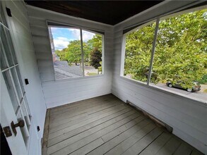 325 Field St in Rochester, NY - Building Photo - Building Photo
