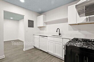 3027 Azalea Dr in North Charleston, SC - Building Photo - Building Photo
