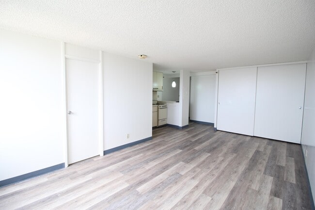 property at 1060 Kamehameha Hwy