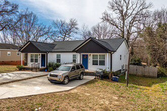 Duplex in High Point, NC - Building Photo - Building Photo