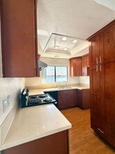 329 Huntington in Irvine, CA - Building Photo - Building Photo
