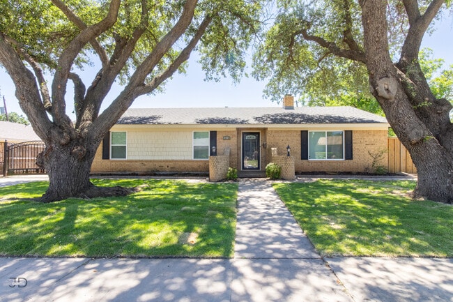 4807 Del Rio Trail