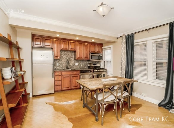 property at 4804 Jefferson St