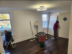11 Van Wagner Rd, Unit 1 in Arlington, NY - Building Photo - Building Photo