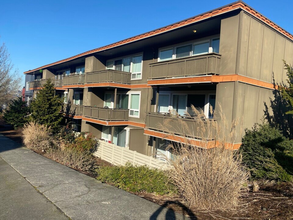 The Link Apartments in Seattle, WA - Building Photo