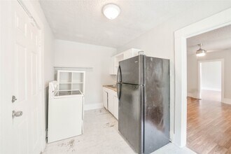 315 8th Ave N in Texas City, TX - Foto de edificio - Building Photo